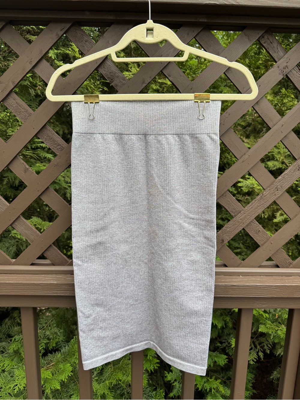 Vitality Athleisure Pencil Skirt in Light Gray